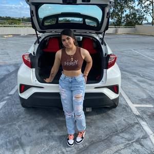 Meet your Posher, Catherine